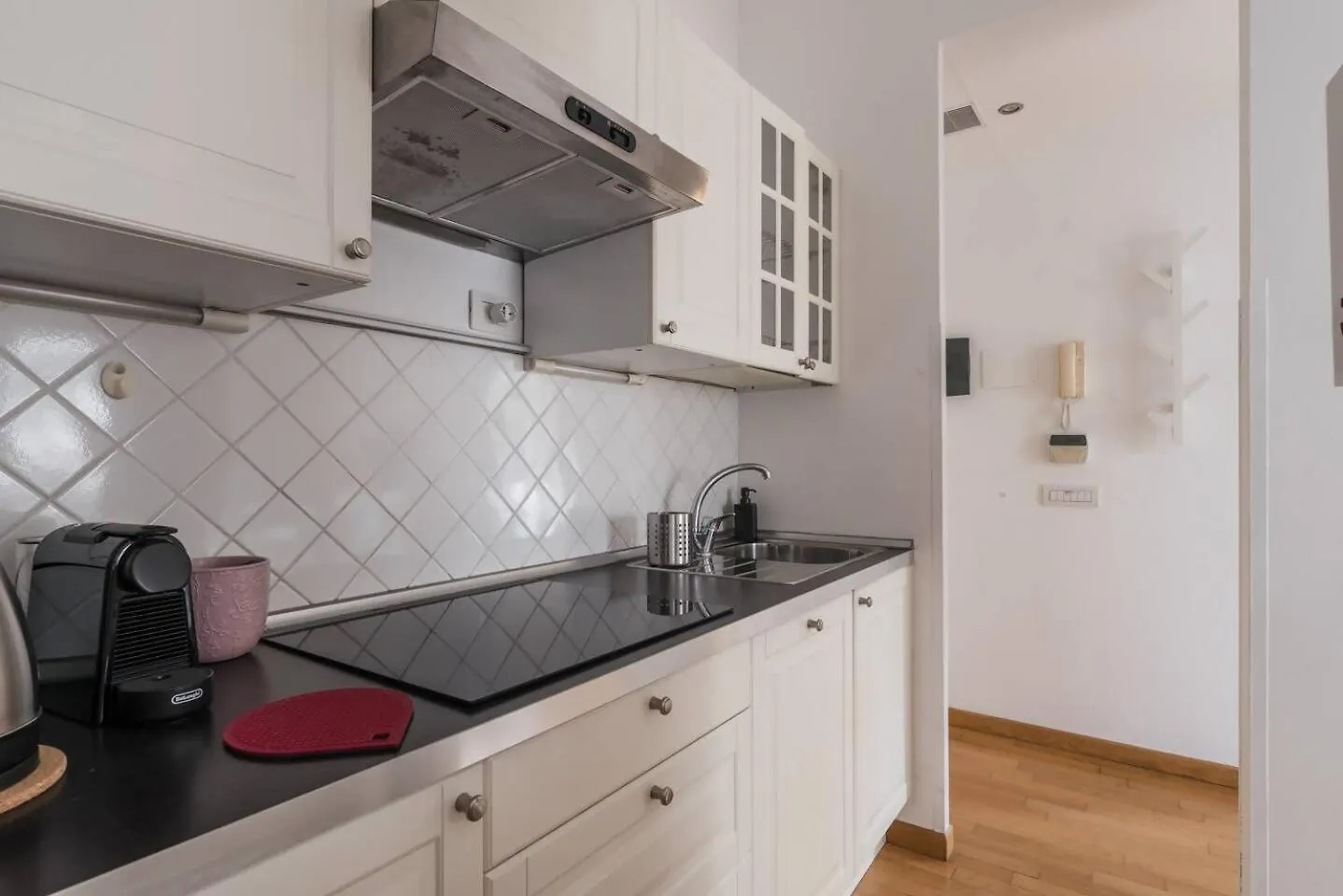 Raffaella Apartment Rome